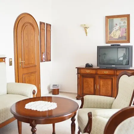 招待所 阿尔特卡罗酒店